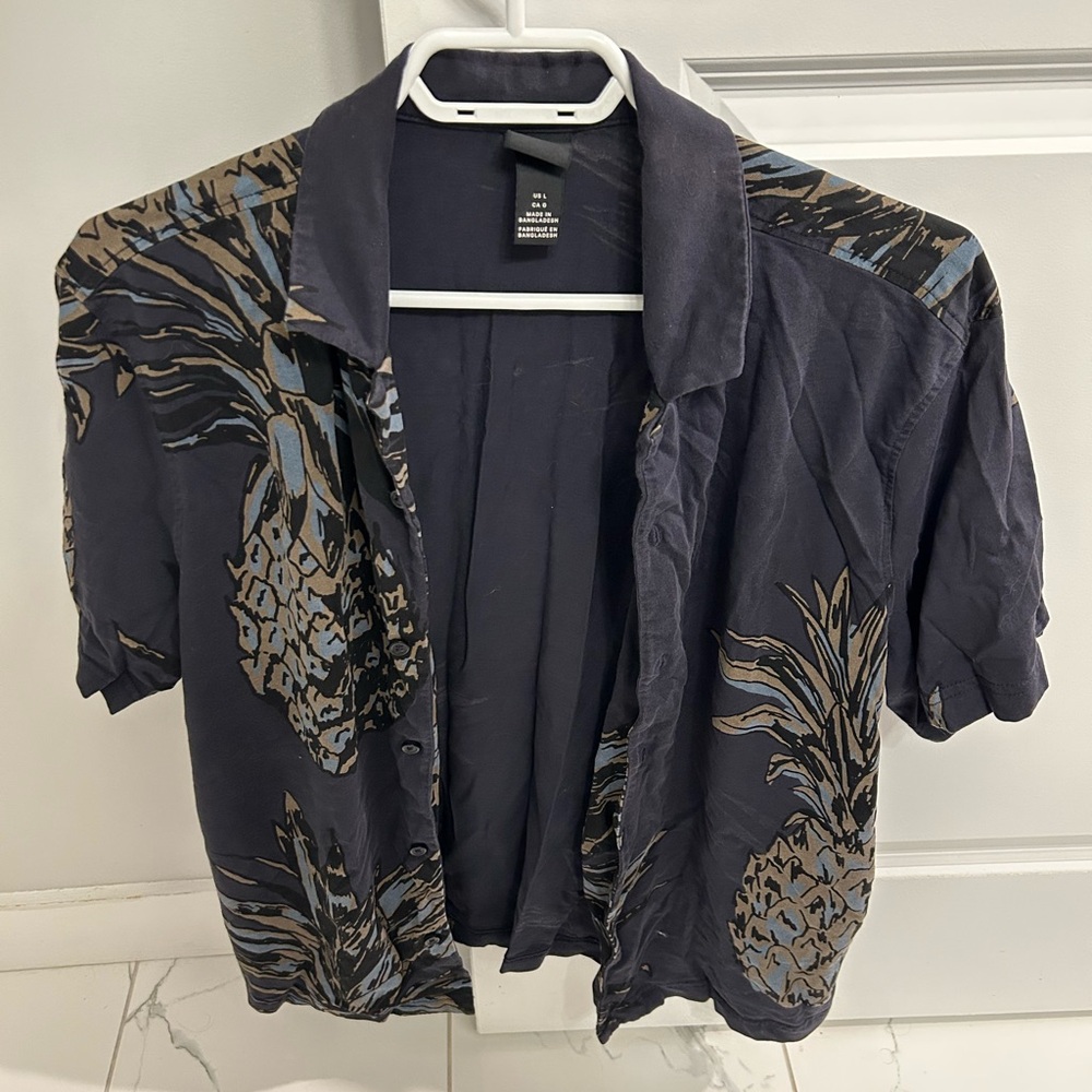 H&M Navy Pineapple Print Short Sleeve Shirt